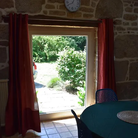 Holiday home Dans La Campagne Bretonne - Le Jardin De Devant