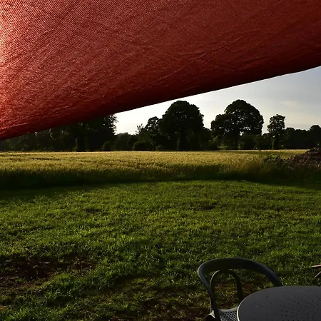 Holiday home Dans La Campagne Bretonne - Le Jardin De Devant Villamee